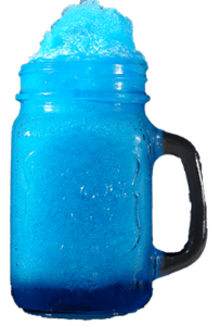 Slush Eis mit Blue Curacao in einem transparenten Glas