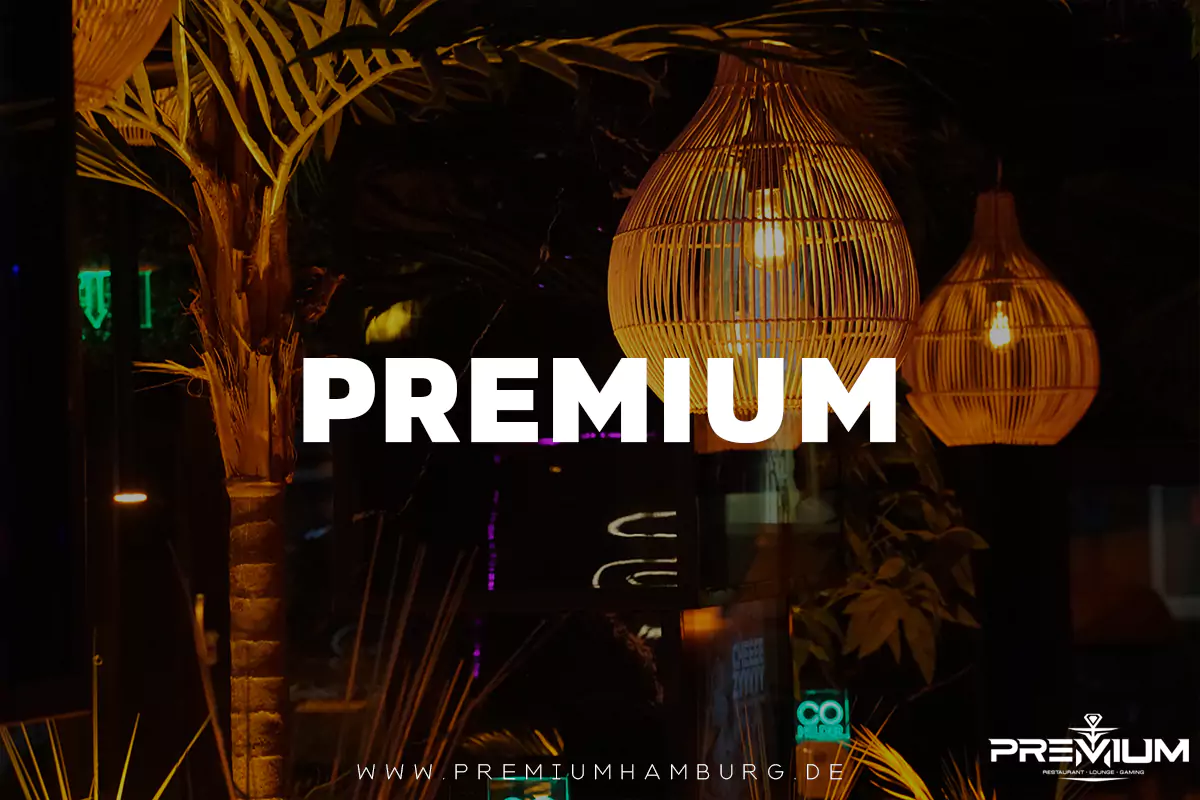 Innenansicht der Shisha Bar Premium mit warmem Licht, exotischen Pflanzen und gemütlicher Atmosphäre.