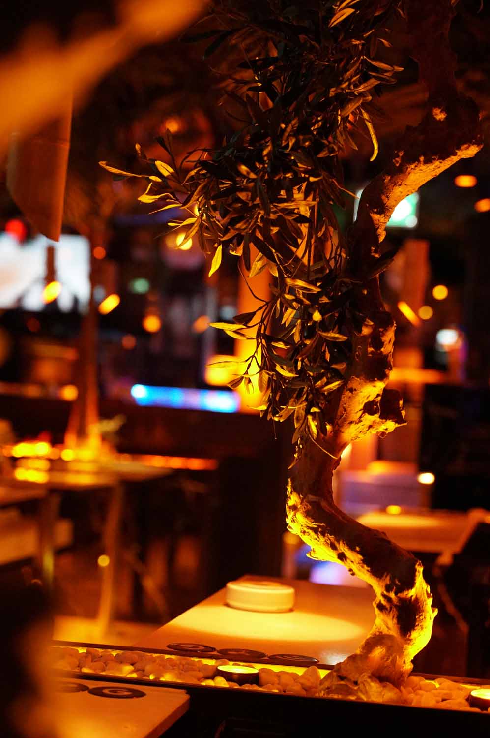 die beste shisha bar in der Nähe vom hauptbahnhof in hamburg mit gaming und spieltischen, fun4four, tavla, schach