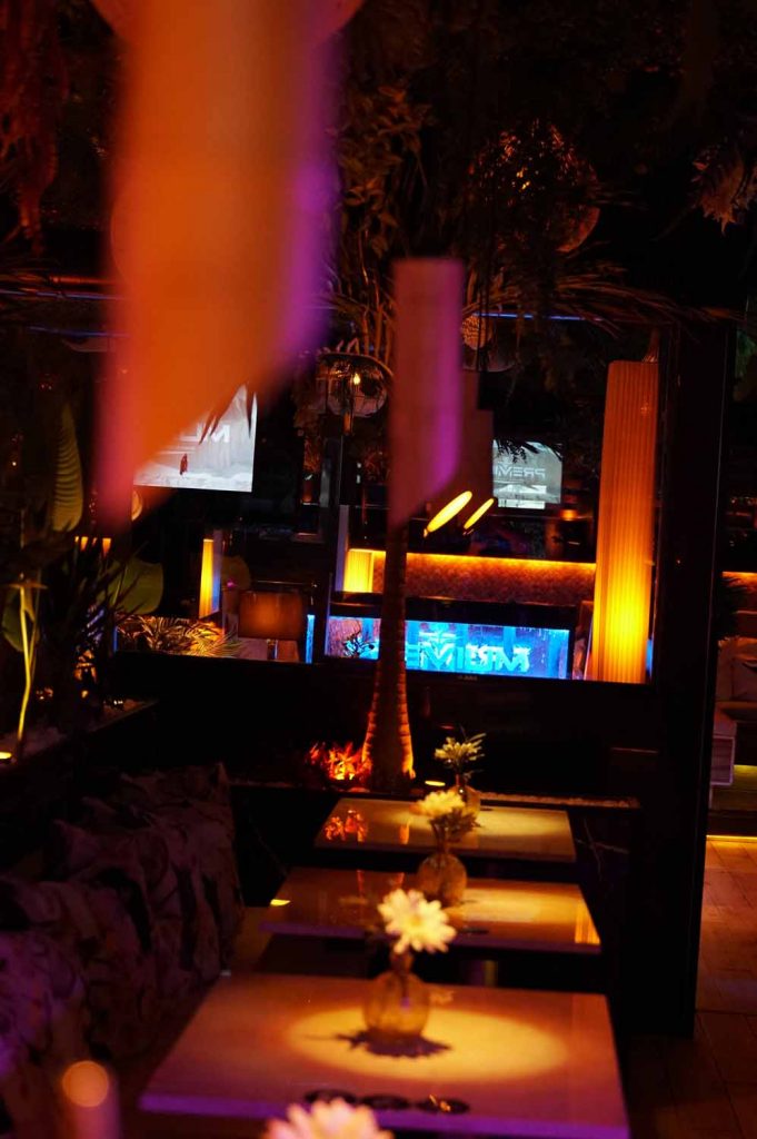 die beste shisha bar in der naehe der alster in hamburg mit der schoensten shisha bar location premium hamburg ganz in der naehe der binnenalster 2 | Alster | PREMIUM - Shisha Bar, Restaurant & Gaming | 14 Oktober 2025 | | Shino